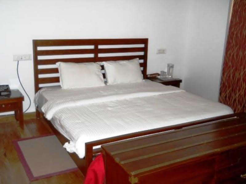 Appartamento Irinjalakuda House Ooty Esterno foto
